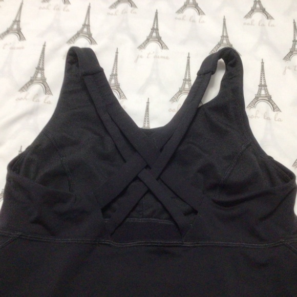 Lululemon Stash N Run Tank  Sz 6 Medium Support For B/C Cup Black - Picture 7 of 11